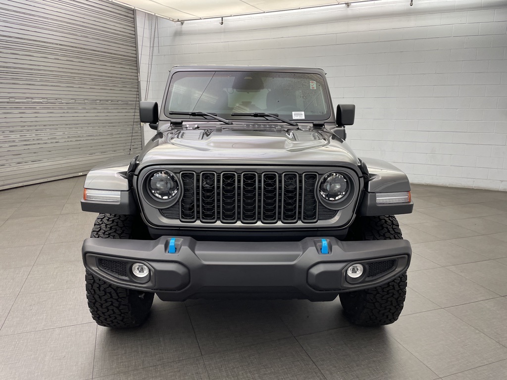 2025 Jeep Wrangler Rubicon 4xe photo 4