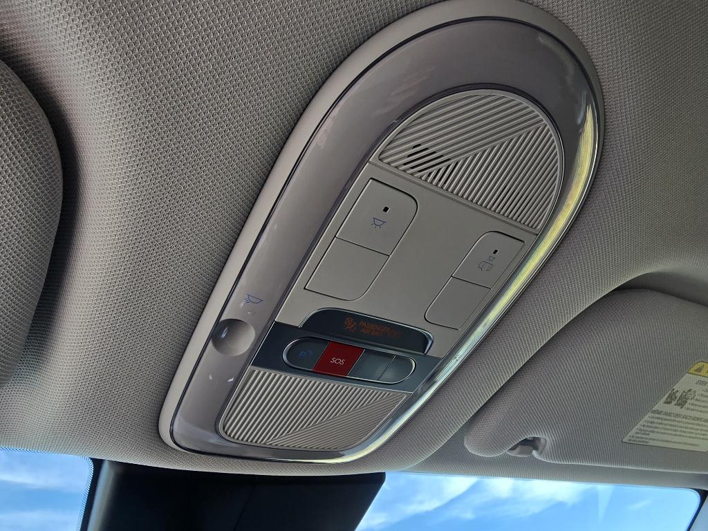 2025 Hyundai Ioniq 5 SEL photo 21