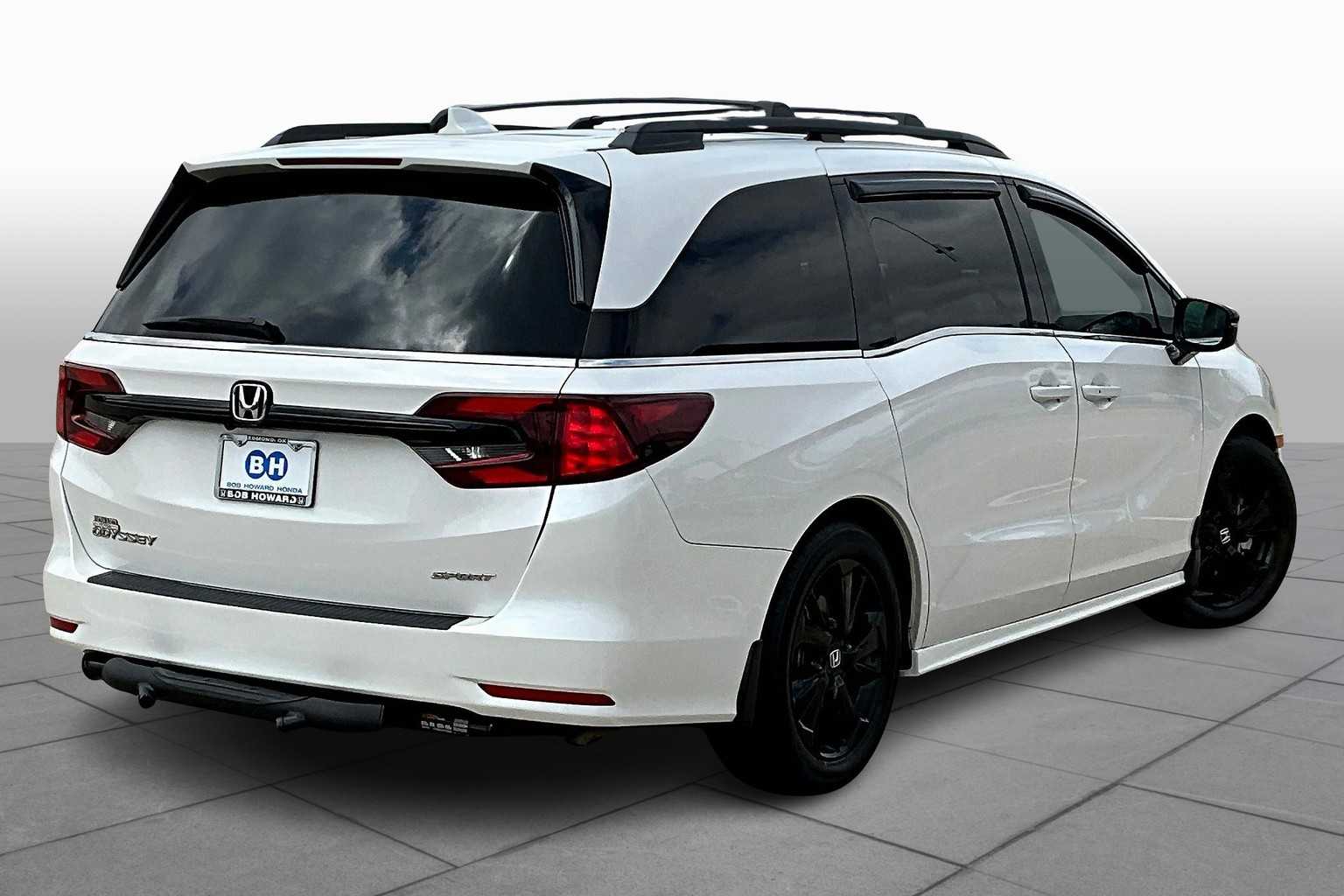 2024 Honda Odyssey Sport photo 11