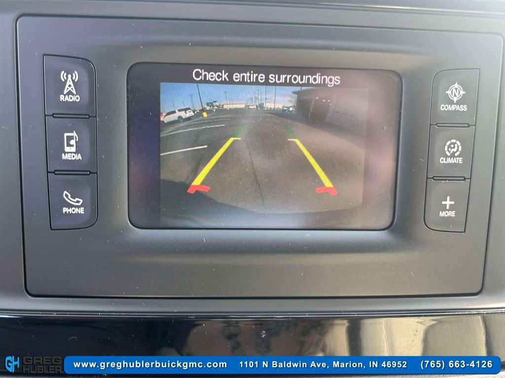 2017 Chrysler Pacifica Touring photo 21
