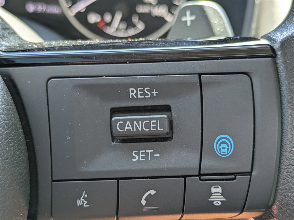 2023 Nissan Rogue SV photo 21