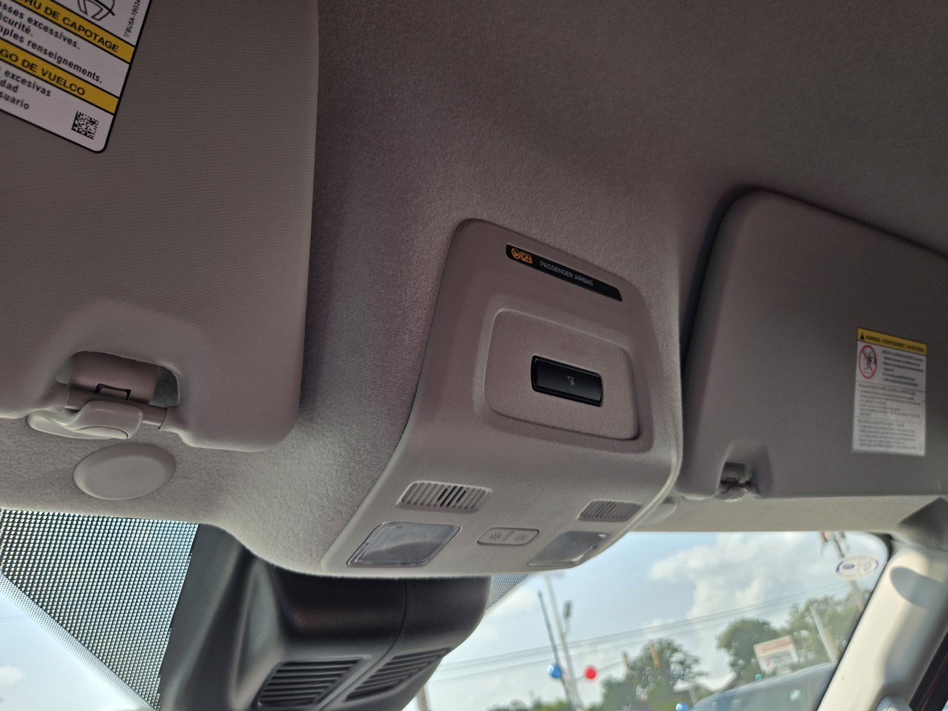 2025 Ford Transit Cargo Van photo 9