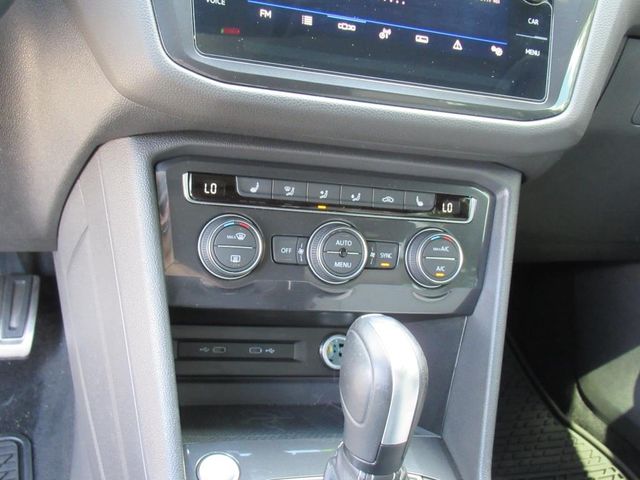 2021 Volkswagen Tiguan SE R-Line Black photo 23
