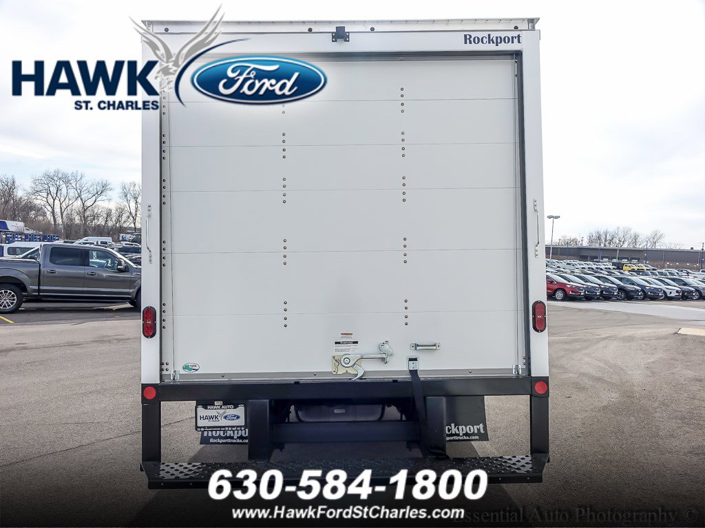 2024 Ford E-350 photo 5