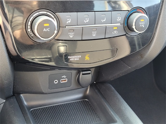 2019 Nissan Rogue Sport S photo 20