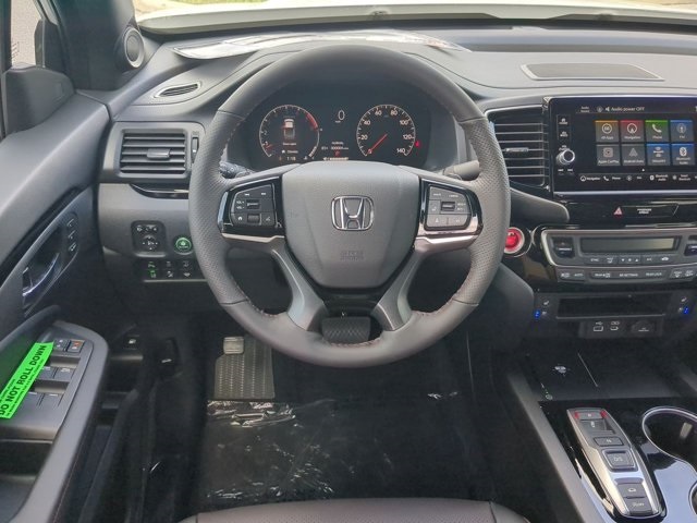 2025 Honda Ridgeline Black Edition photo 13