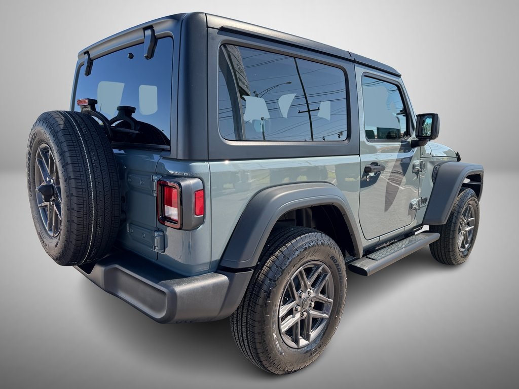 2025 Jeep Wrangler Sport S photo 3