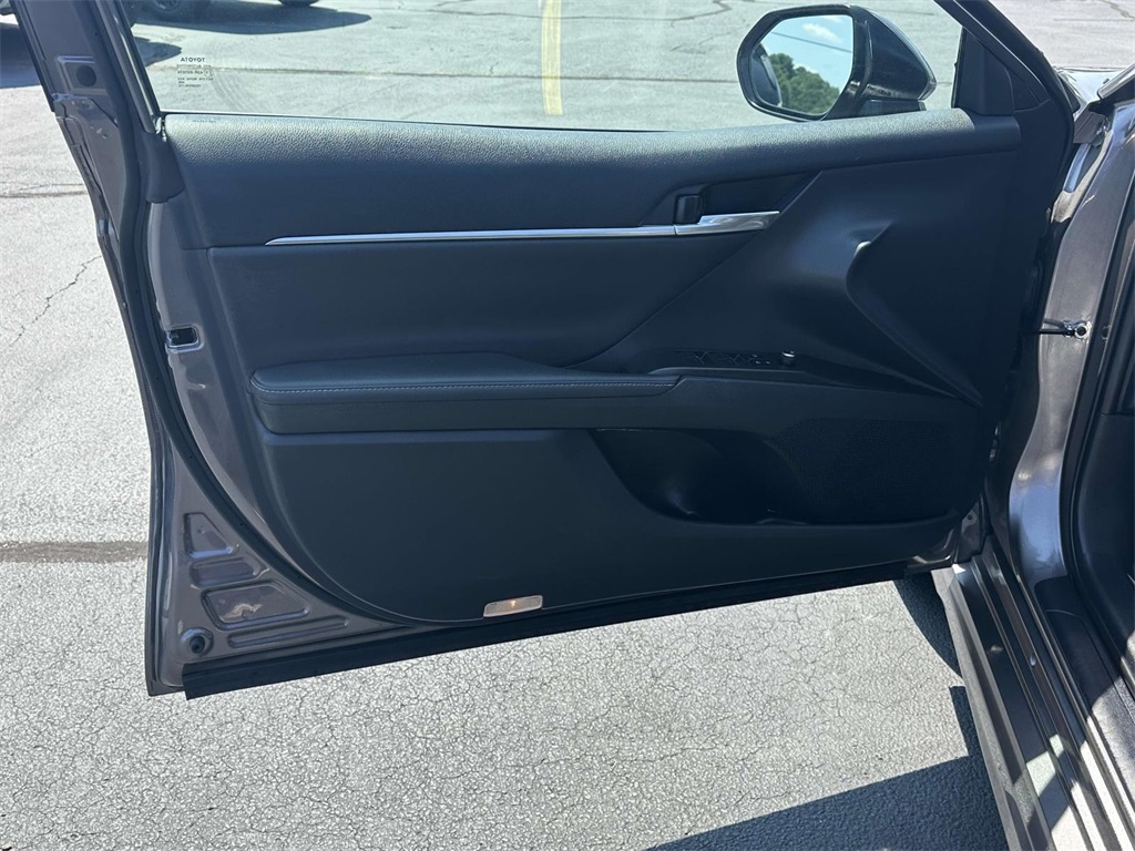 2024 Toyota Camry XSE photo 5