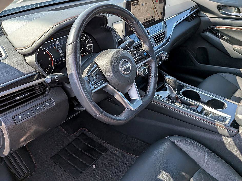 2023 Nissan Altima SR photo 15