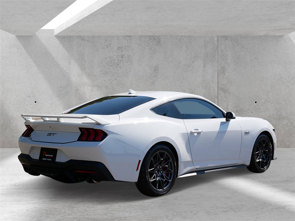 2024 Ford Mustang GT Premium photo 3