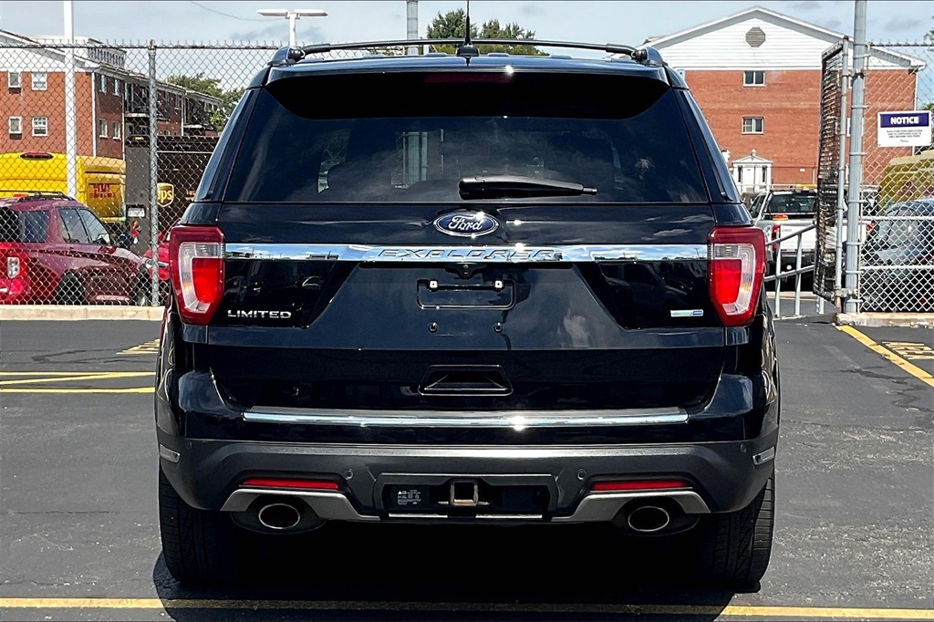 2019 Ford Explorer Limited photo 3