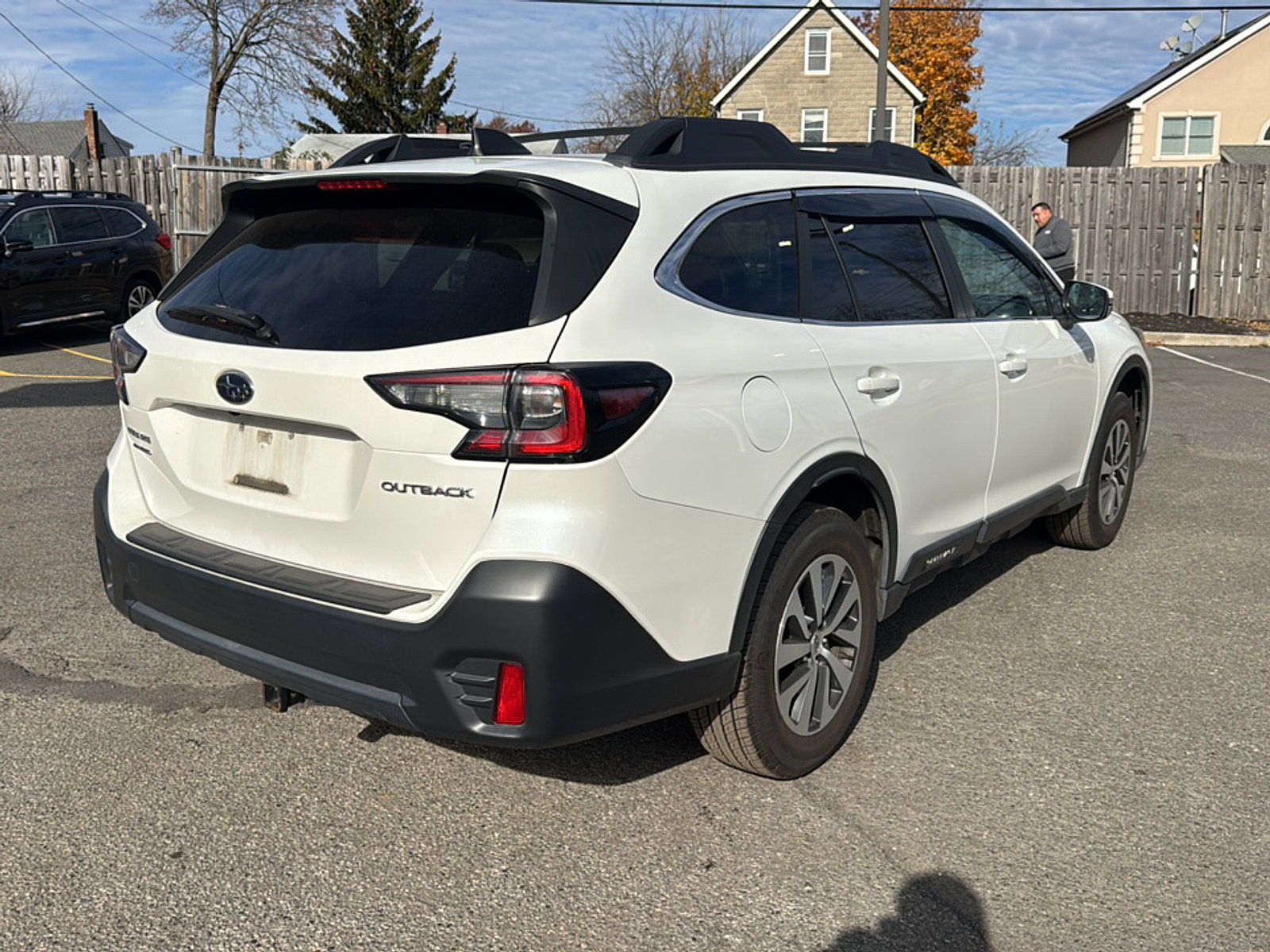 2021 Subaru Outback Premium photo 3
