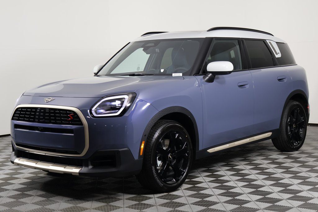 2026 MINI Countryman S's photo