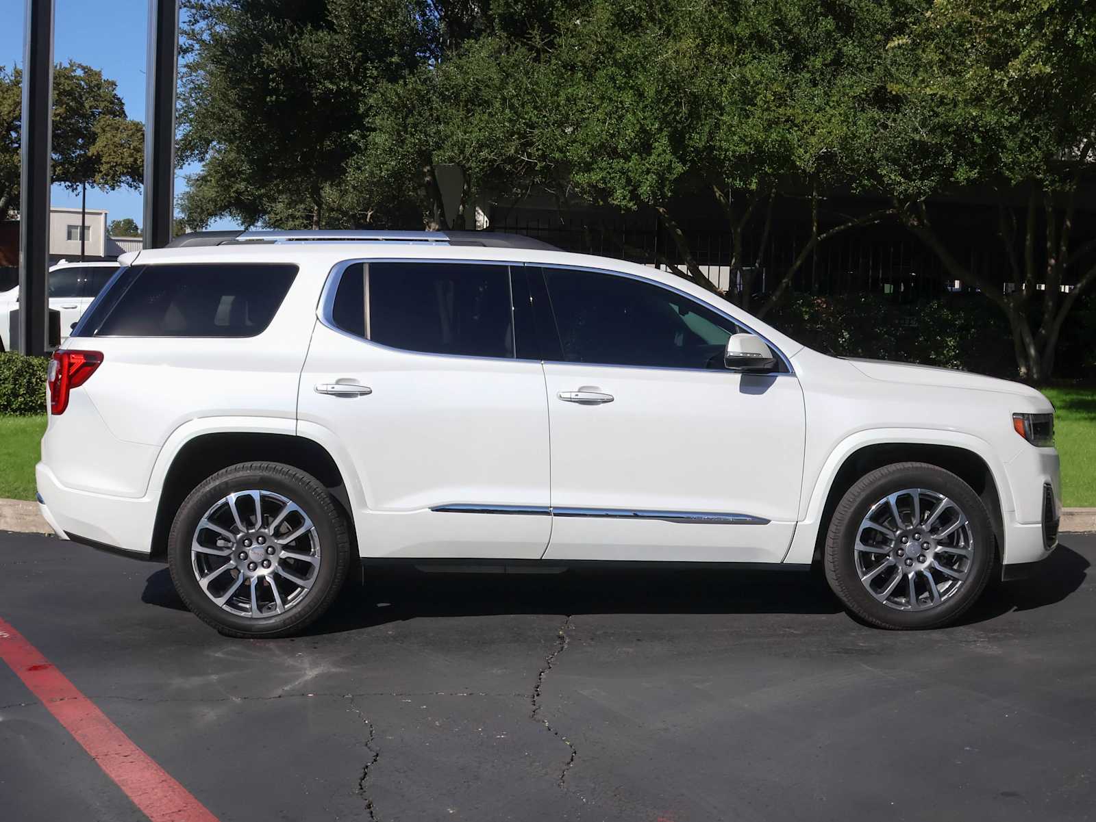 2021 Gmc Acadia Denali photo 4
