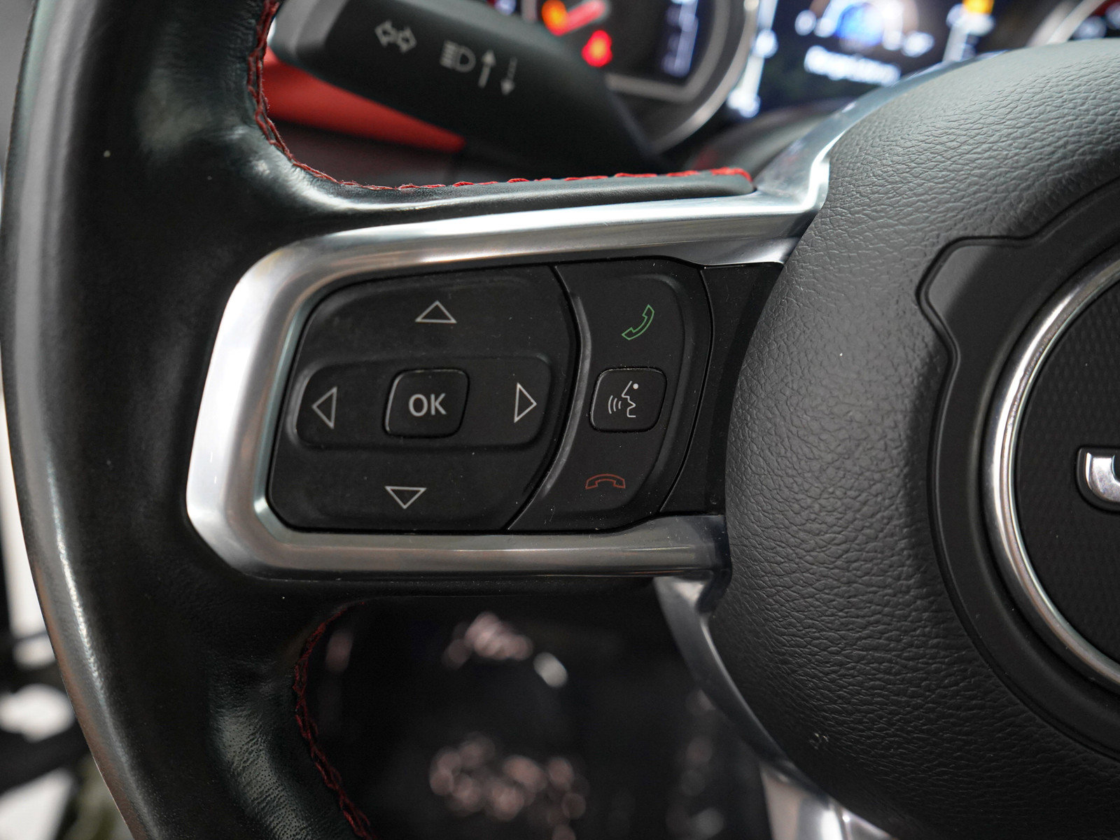 2022 Jeep Gladiator Rubicon photo 21