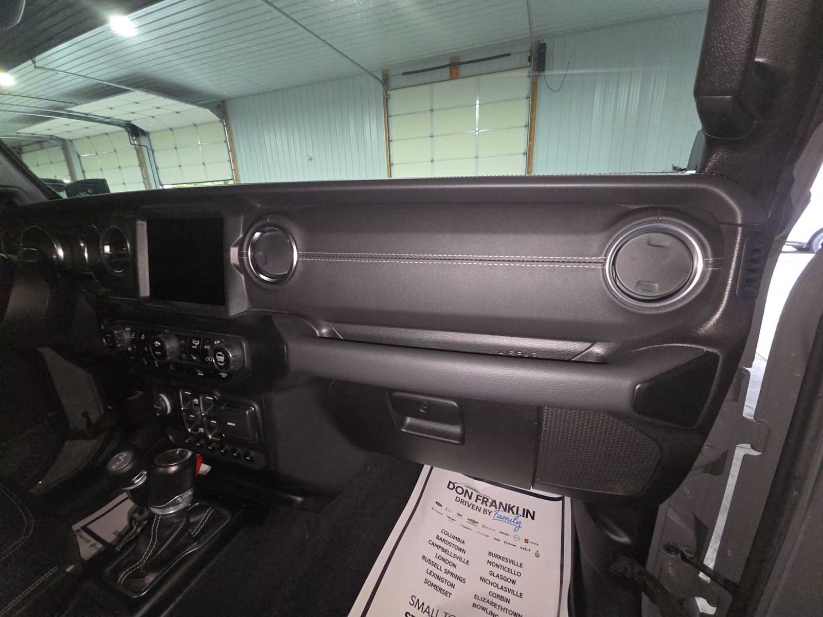 2022 Jeep Gladiator Overland photo 12