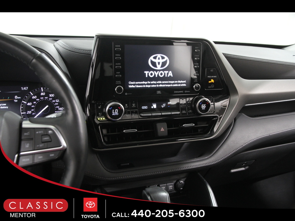 2021 Toyota Highlander Limited photo 7