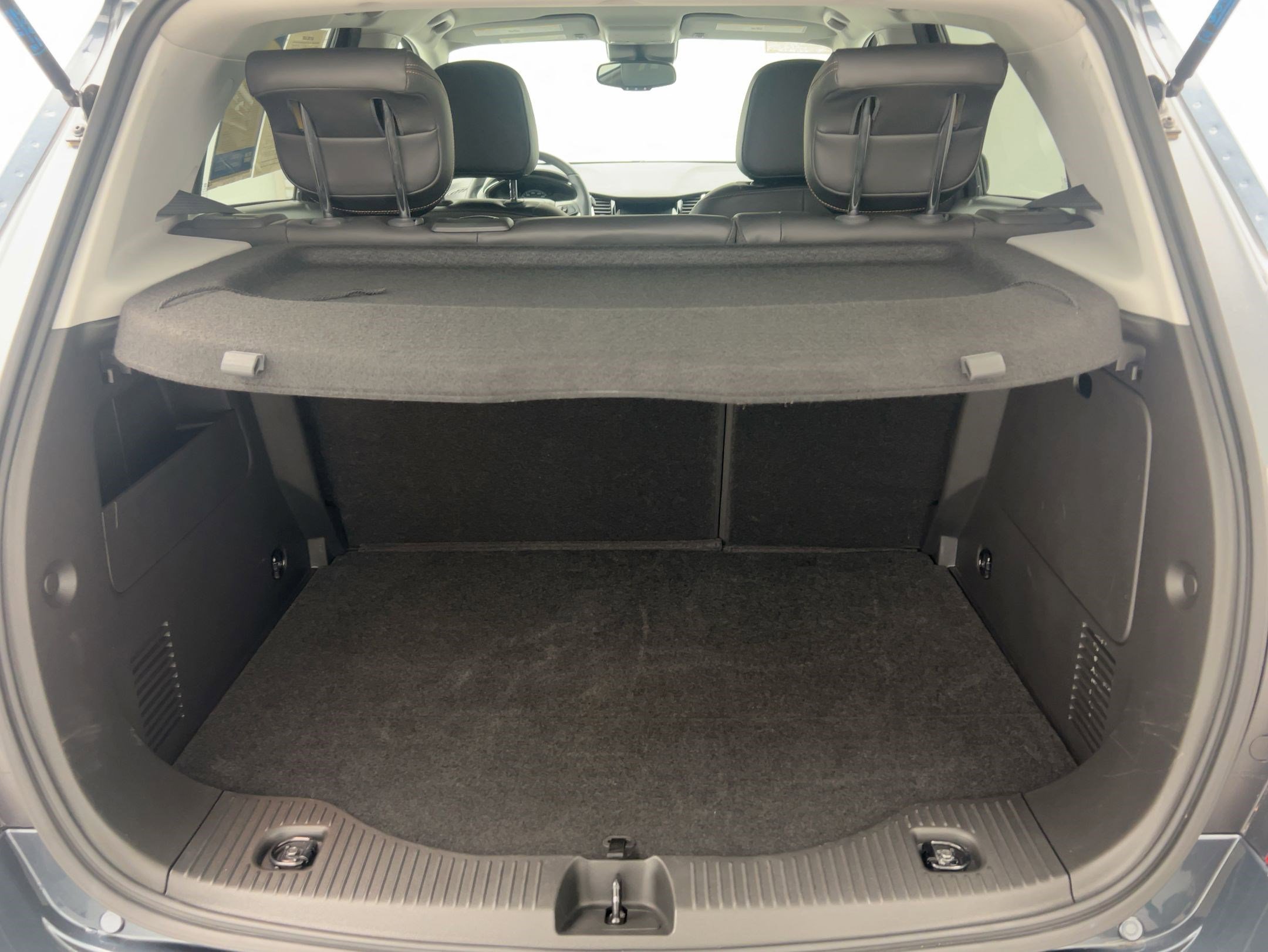 2022 Chevrolet Trax LT photo 28