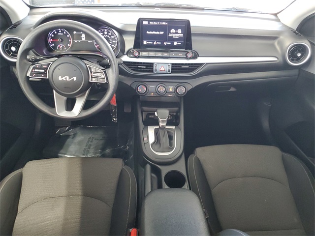2023 Kia Forte LXS photo 23