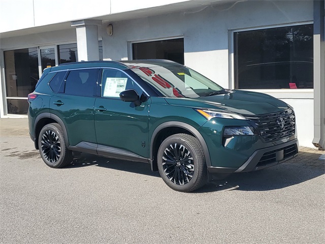 2026 Nissan Rogue SV's photo