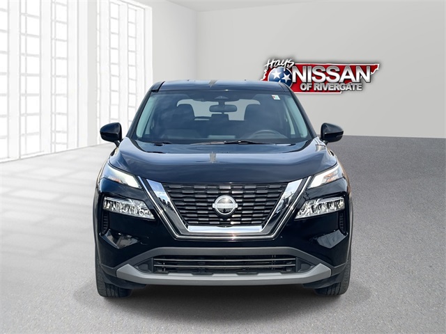 2023 Nissan Rogue SV photo 2