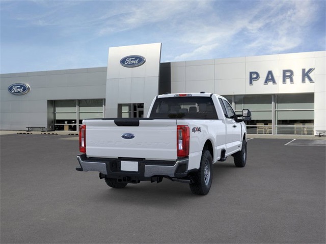 2025 Ford F-350 photo 8