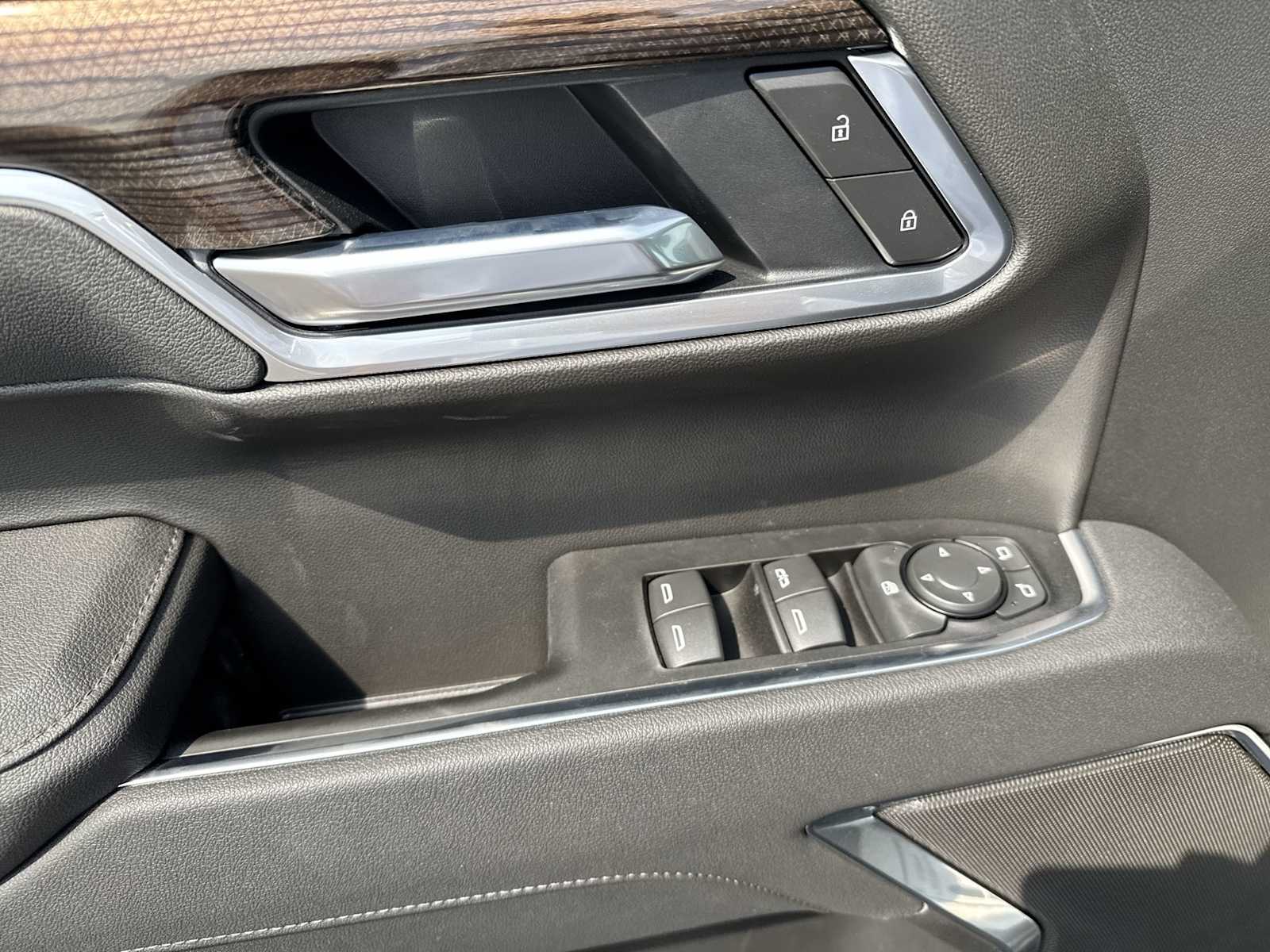 2026 Chevrolet Silverado 1500 LT photo 12