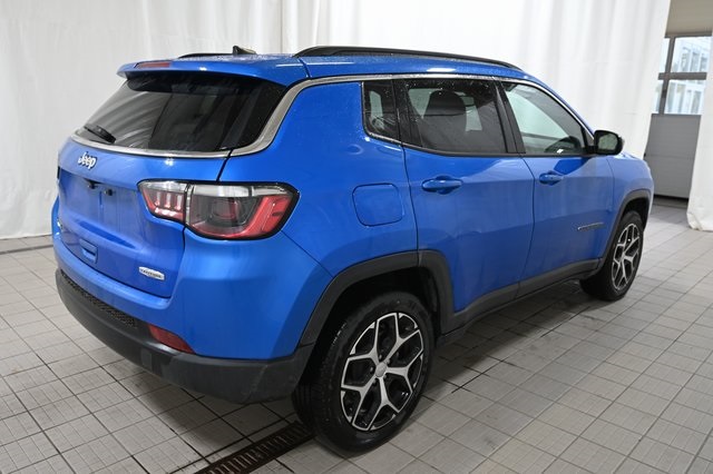 2024 Jeep Compass Latitude photo 4