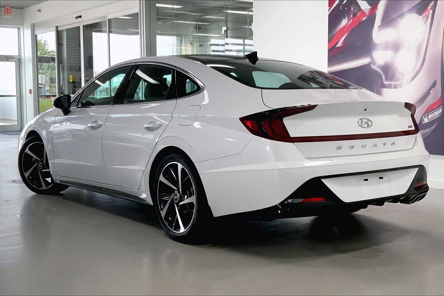 2023 Hyundai Sonata SEL Plus photo 4
