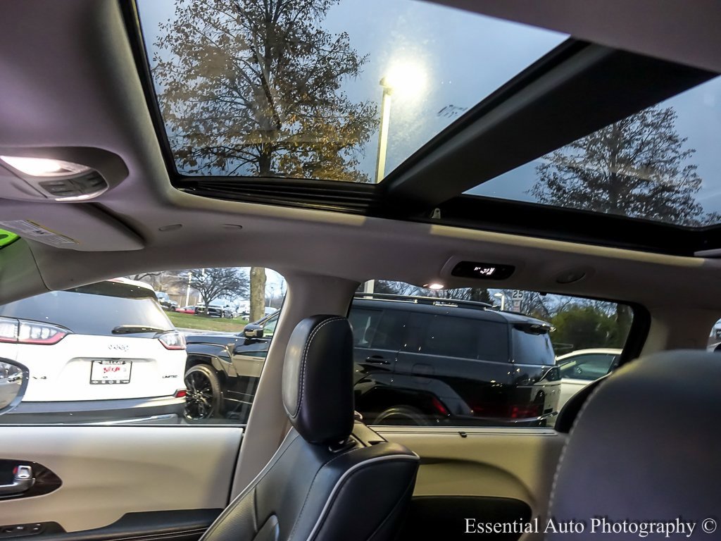 2022 CHRYSLER PACIFICA - Image 15