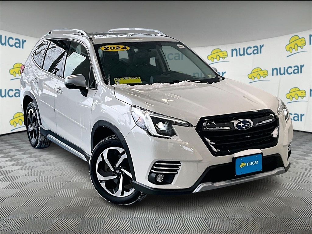 2024 Subaru Forester Touring's photo