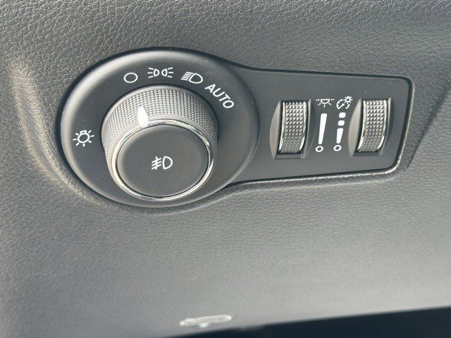 2025 Jeep Compass Limited photo 12
