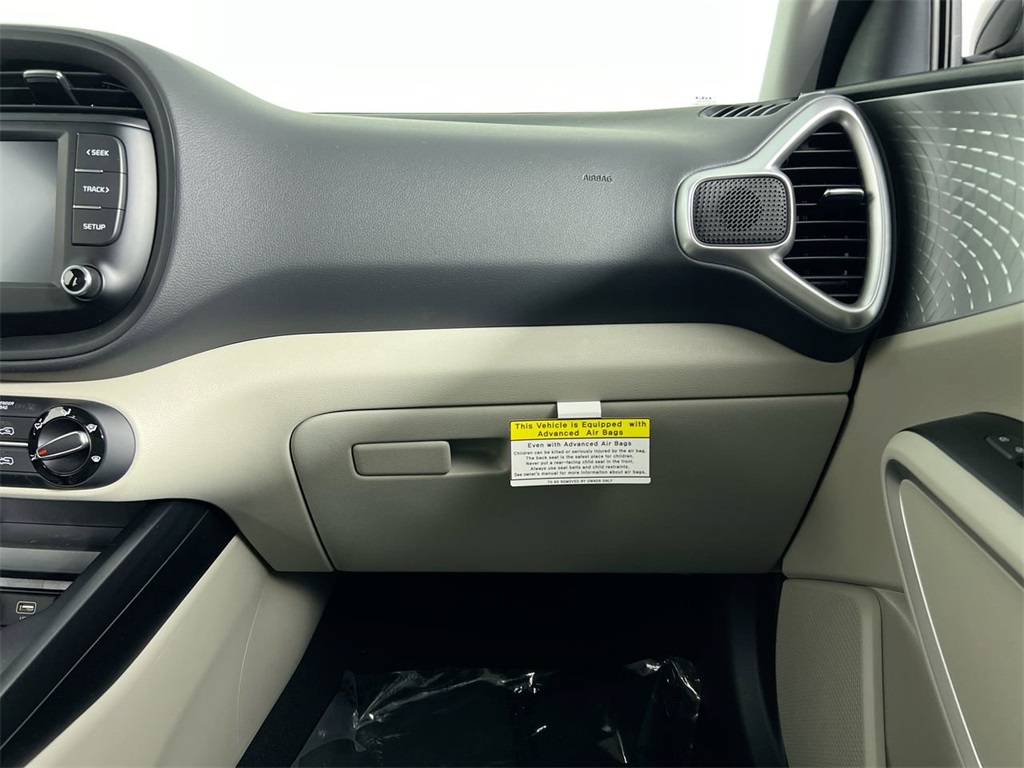 2025 Kia Soul LX S photo 30