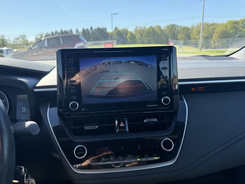 2022 Toyota Corolla SE photo 13