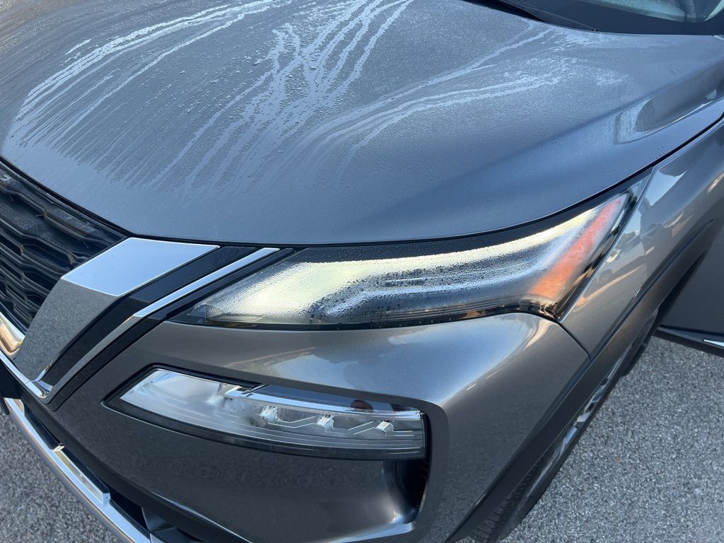 2023 Nissan Rogue Platinum photo 29