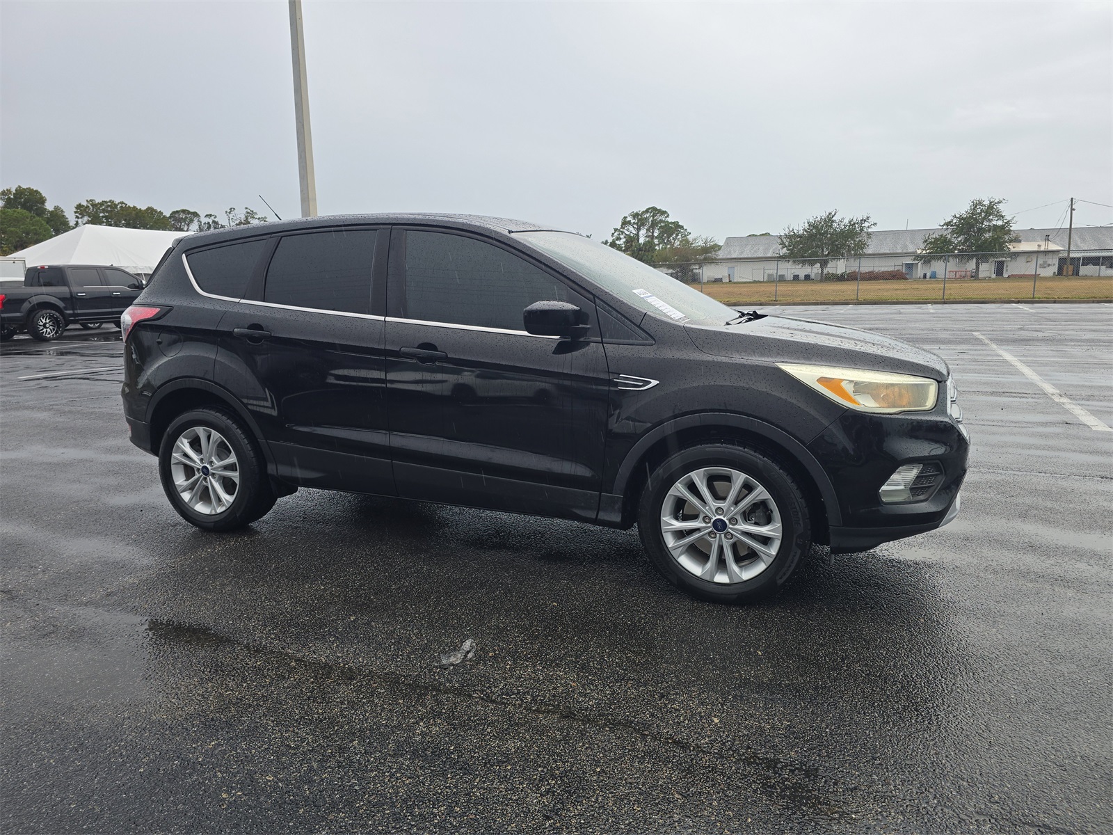 Used 2017 Ford Escape SE with VIN 1FMCU0G99HUC52657 for sale in Port Richey, FL