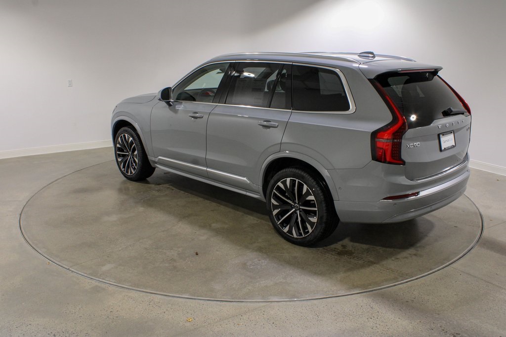 2026 Volvo XC90 Plus photo 2