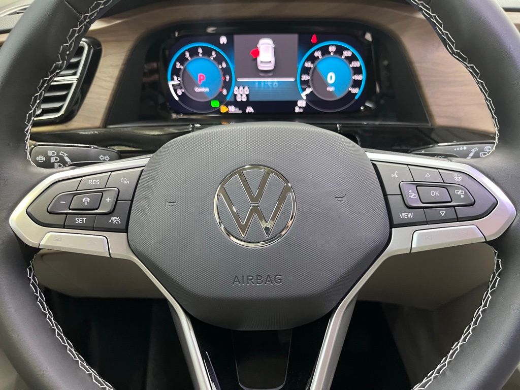 2025 Volkswagen Atlas SE Technology photo 19