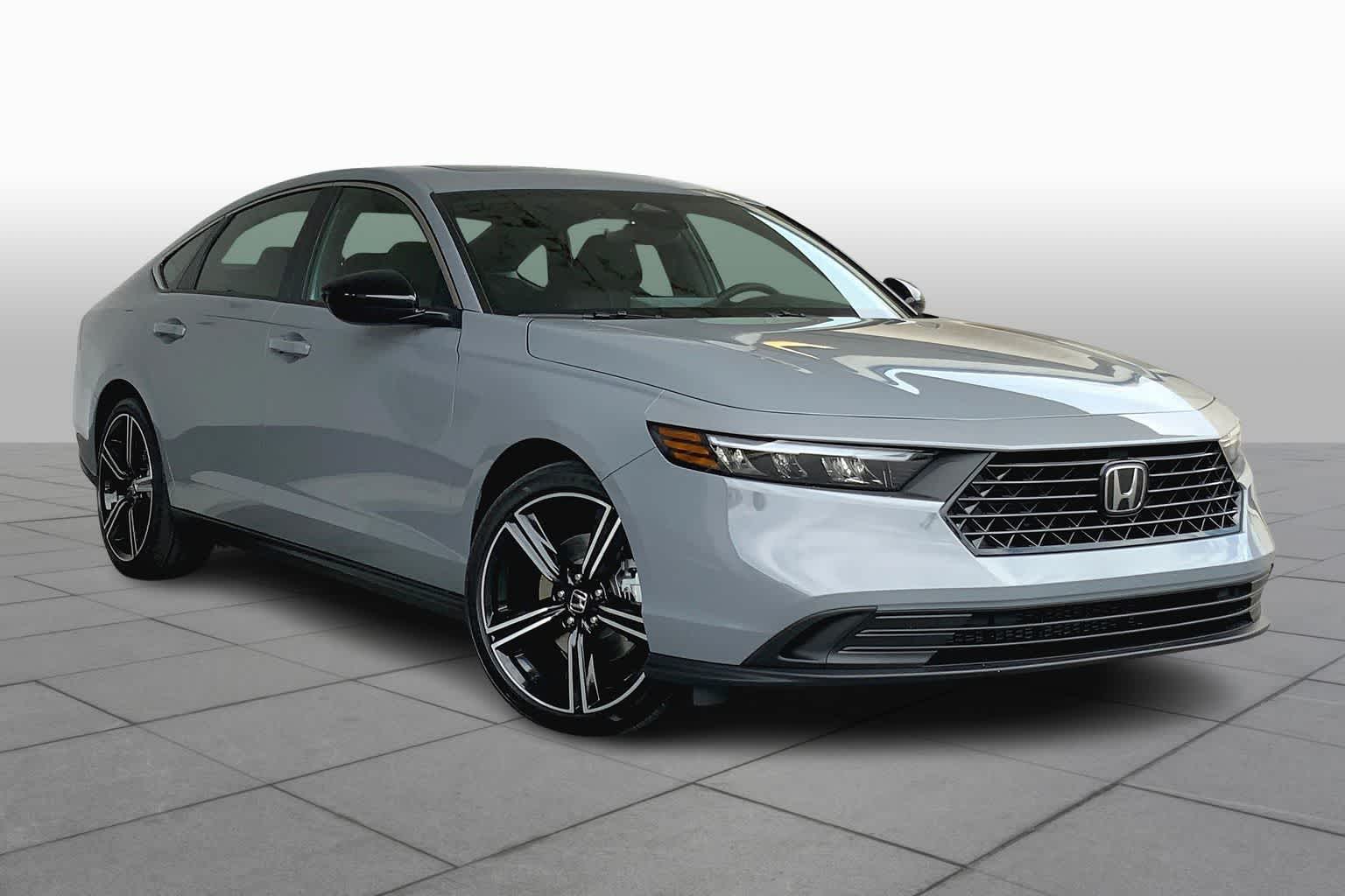 2025 Honda Accord Hybrid Sport photo 2