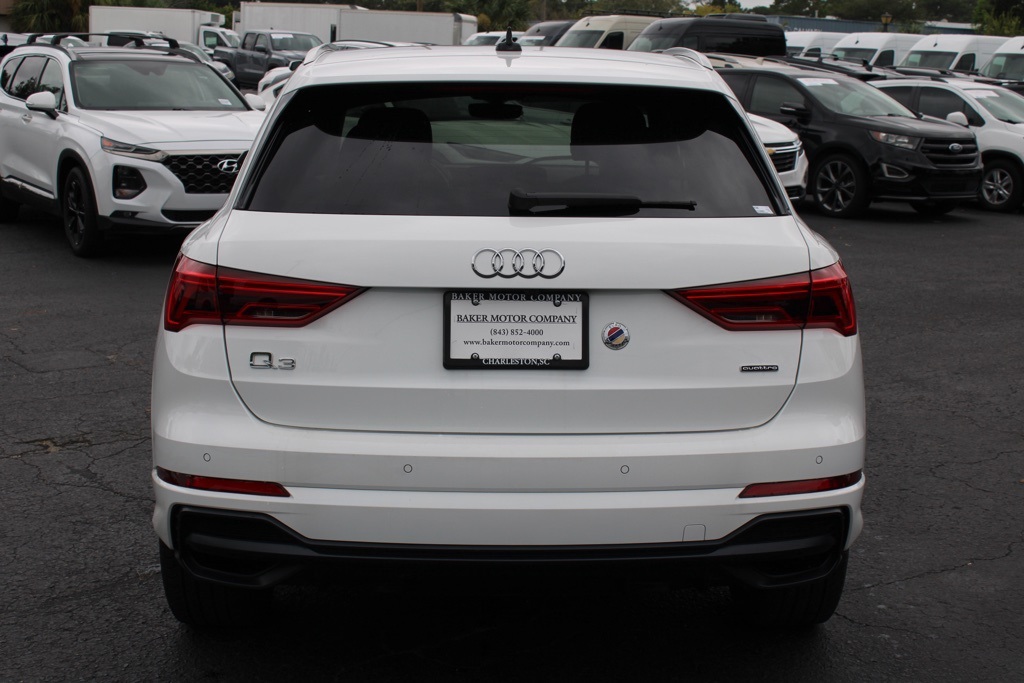 2021 Audi Q3 S line Premium 45 TFSI photo 7