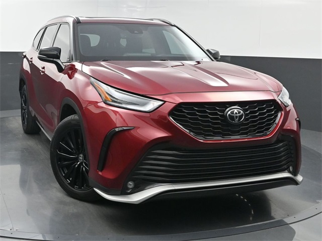 2023 Toyota Highlander XSE's photo