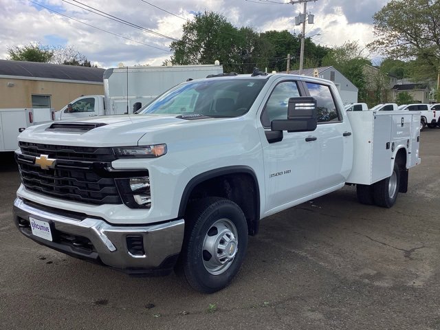 2025 Chevrolet Silverado 3500HD Work Truck photo 4