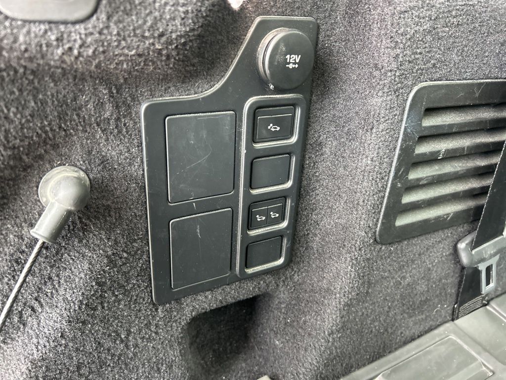 2020 Land Rover Discovery Landmark photo 44