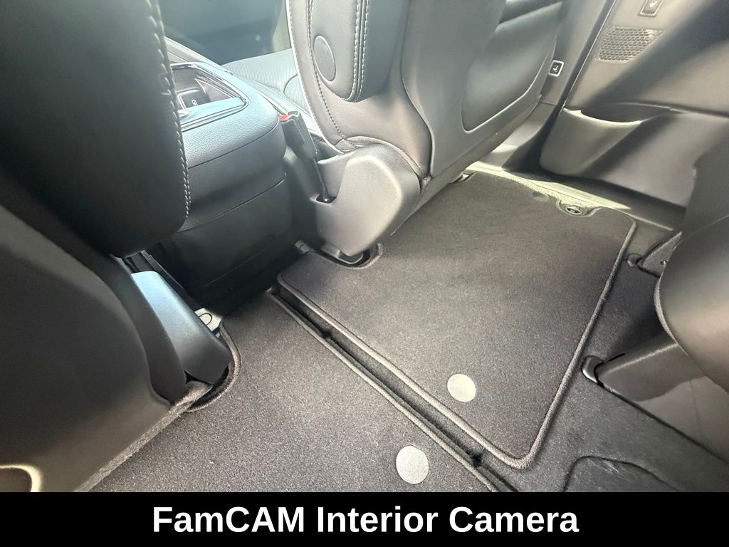 2026 Chrysler Pacifica Limited photo 21
