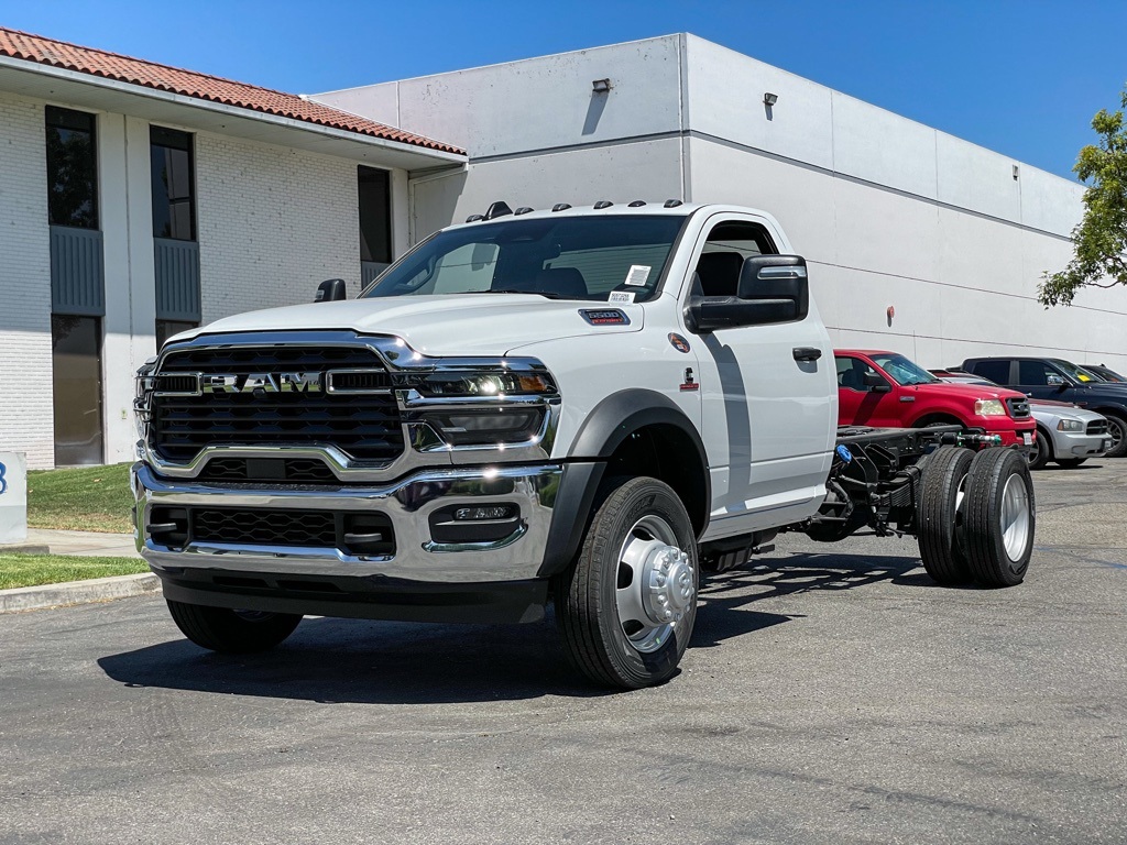 2025 RAM Ram 5500 Chassis Cab Tradesman's photo