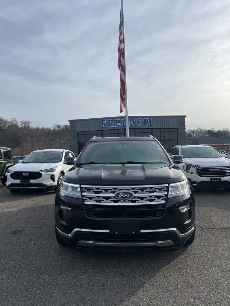 2018 Ford Explorer Limited's photo