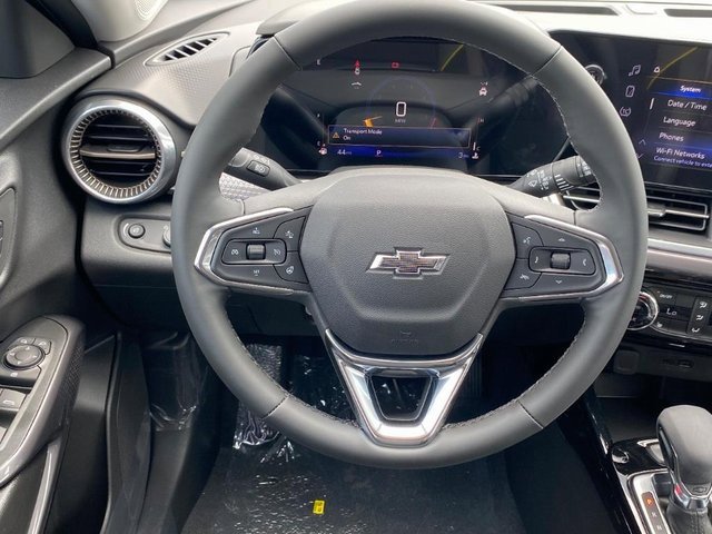2025 Chevrolet Trax ACTIV photo 7
