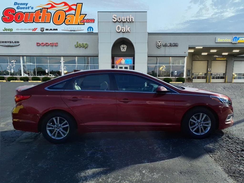 Used 2017 Hyundai Sonata Base with VIN 5NPE24AF5HH466628 for sale in Matteson, IL