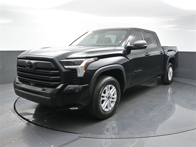 2024 Toyota Tundra SR5 photo 3