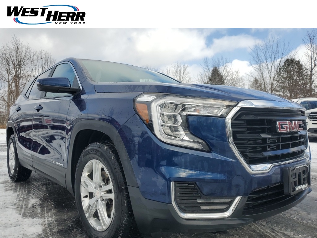 2022 GMC Terrain SLE's photo